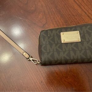 Michael Kors Dark Brown Wristlet with Gold Zipper